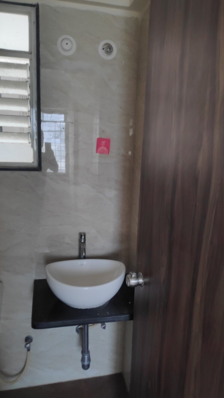 Bathroom, magnum-lifestyle 2 Bedroom 714 Sq.Ft. Apartment In Dhanori Pune 9379323