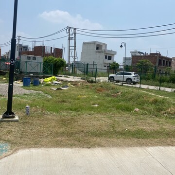  Plot – Garden View at Sector 28 - for Sale