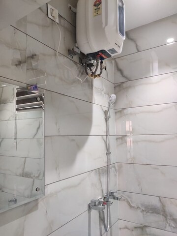 Bathroom in 1 RK Independent House at Sector 17 – for Rent