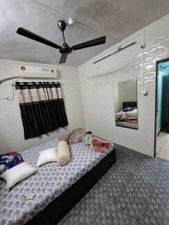 1 BHK + Servant Room Apartment For Sale in Kapadia Nagar