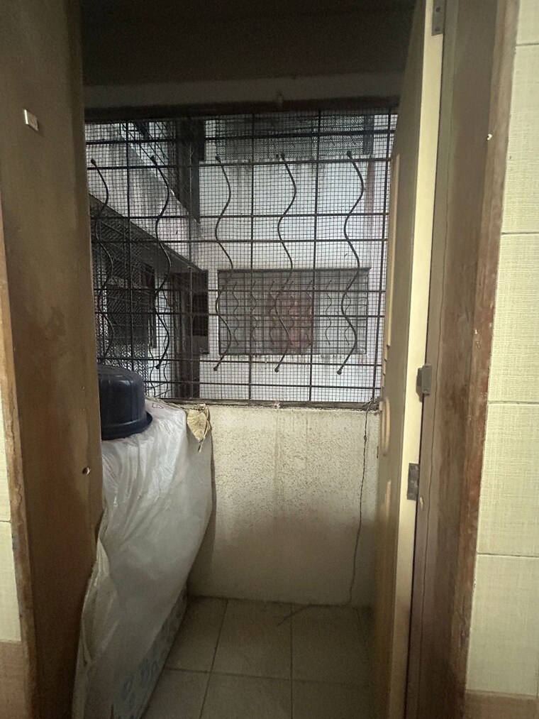 Bathroom, charms-residency-chs 2 Bedroom 680 Sq.Ft. Apartment In Brahmand Thane 9379442