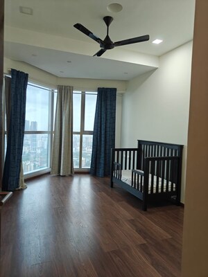 Room in 4 BHK Apartment at Bombay Realty Island City Center, Wadala – for Rent