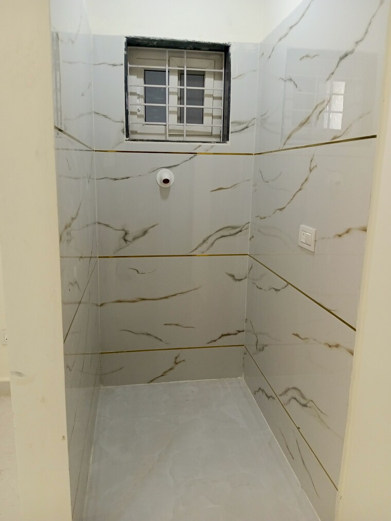 Bathroom, kismatpur 5 Bedroom 3600 Sq.Ft. Independent House In Kismatpur Hyderabad 9379495