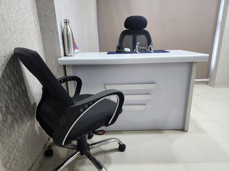 Team Area, science city Commercial Office Space 2256 Sq.Ft. In Science City Ahmedabad 9379472