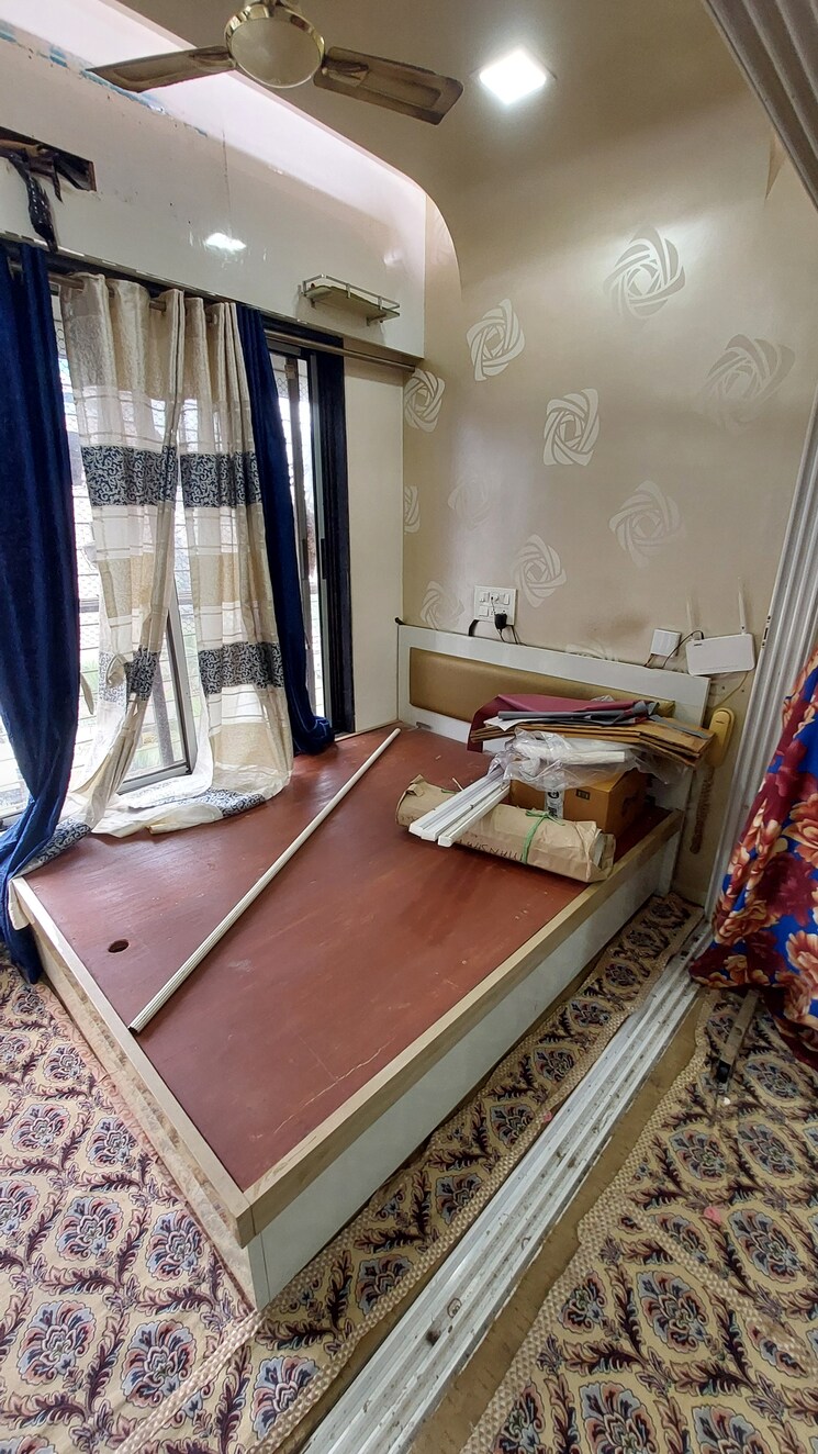 undefined, kandivali west Studio 350 Sq.Ft. Apartment In Kandivali West Mumbai 9379532