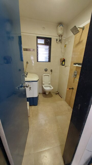 Team Area in Studio Apartment at Kandivali West – for Sale