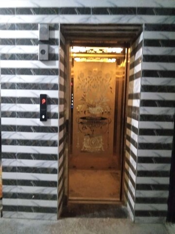 Staircase in 3 BHK Builder Floor at Chattarpur – for Rent