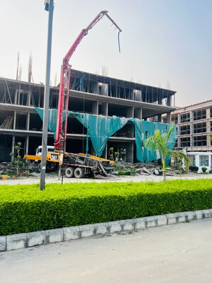  Shop – Exterior View View at Auric Universal Square, Sector 79 - for Sale