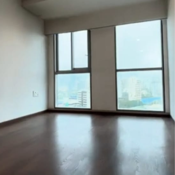 Room in 4 BHK Apartment at Bombay Realty Island City Centre II, Spring Mill Complex – for Rent