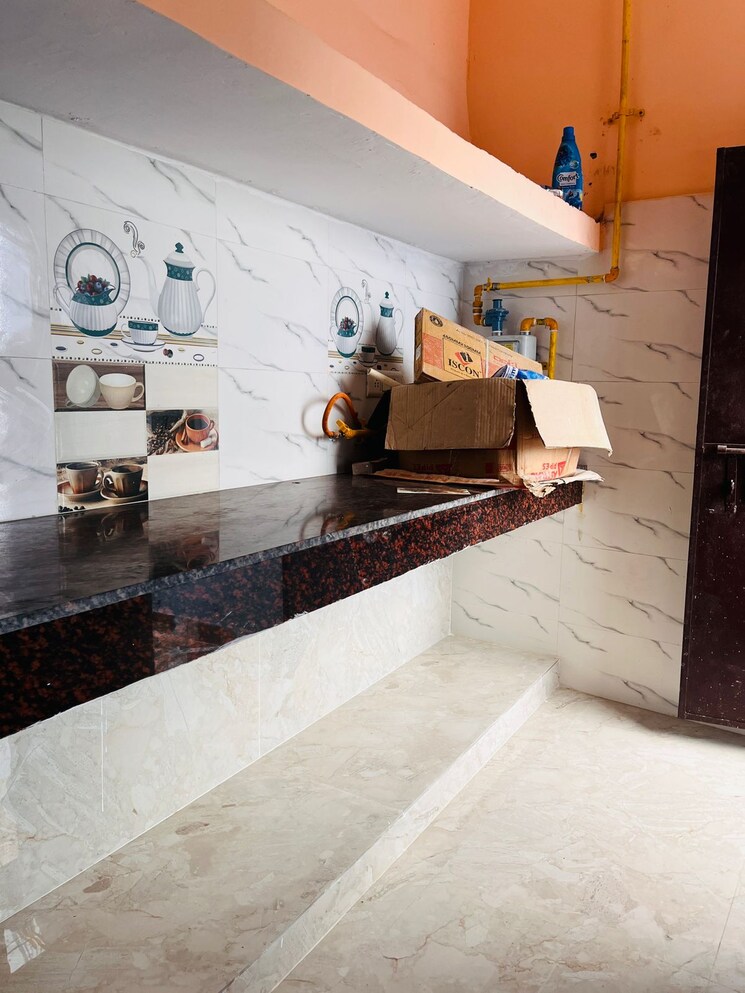 Kitchen, saket 1 Bedroom 450 Sq.Ft. Builder Floor In Saket Delhi 9379658