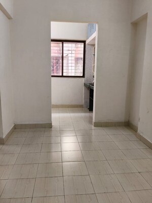 Room in 1 BHK Apartment at Kalina – for Rent
