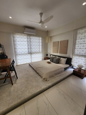 Team Area in 3 BHK Apartment at Splendour County, Rahatani – for Rent