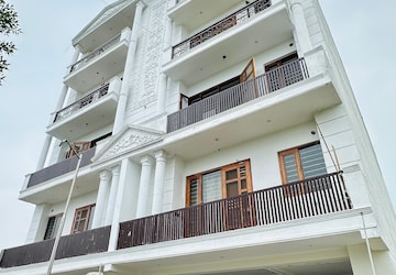 2 BHK Builder Floor – Exterior View View at Sector 98 - for Sale