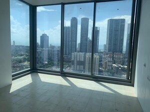 Room in 4 BHK Apartment at Rustomjee Crown, Prabhadevi – for Rent