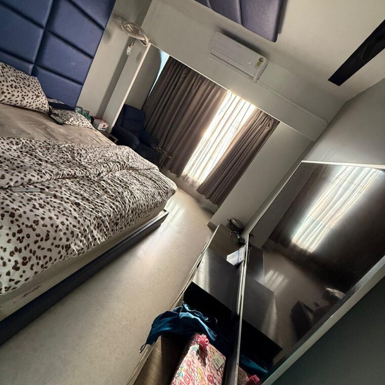 Master Bedroom, juhu 3 Bedroom 2200 Sq.Ft. Apartment In Juhu Mumbai 9380226