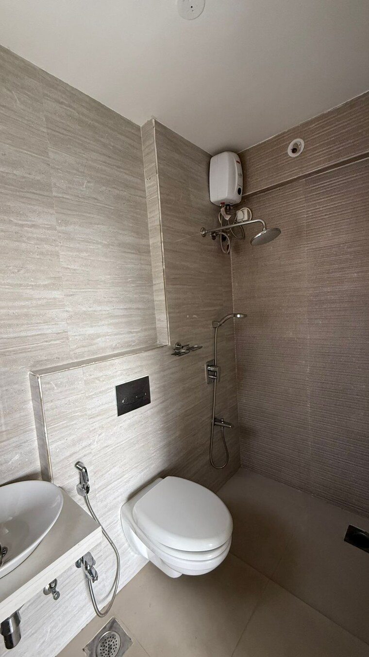 Bathroom, vihang-vermont 2 Bedroom 700 Sq.Ft. Apartment In Ghodbunder Road Thane 9380231