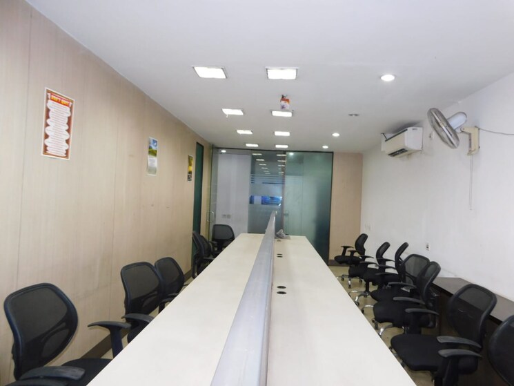 undefined, park street Commercial Office Space 1400 Sq.Ft. In Park Street Kolkata 9380148