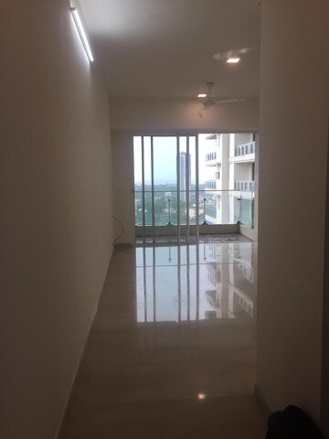 Room in 2 BHK Apartment at LnT Crescent Bay T4, Parel – for Rent