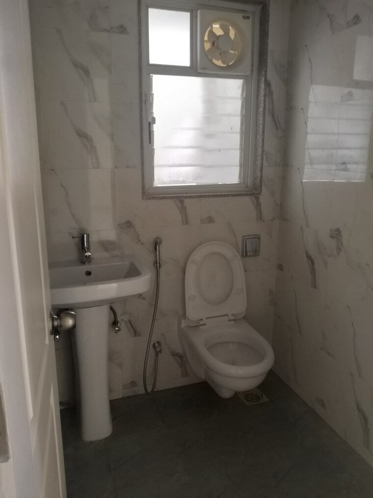 Bathroom, avon-vista 3 Bedroom 1198 Sq.Ft. Apartment In Balewadi Pune 9380209