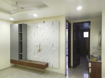 2 BHK Builder Floor For Rent in Kalkaji