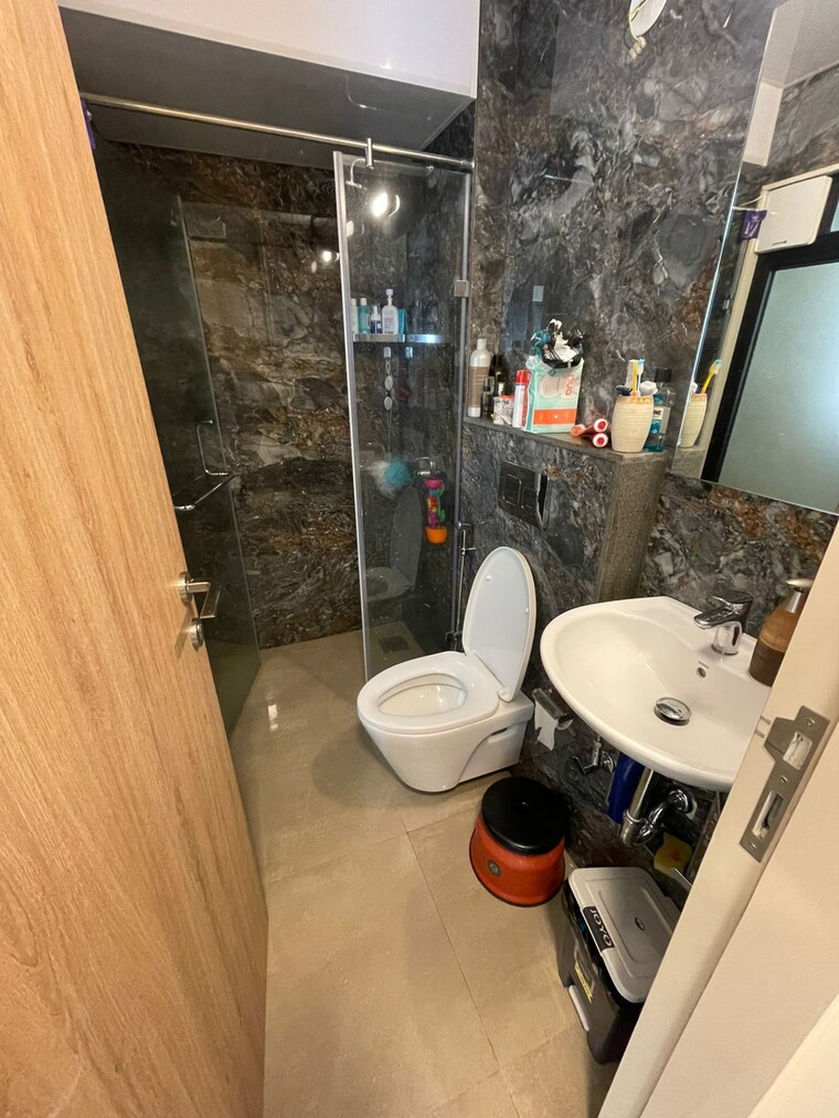 Attached Bathroom, dosti-eastern-bay 2 Bedroom 785 Sq.Ft. Apartment In Wadala Mumbai 9380261