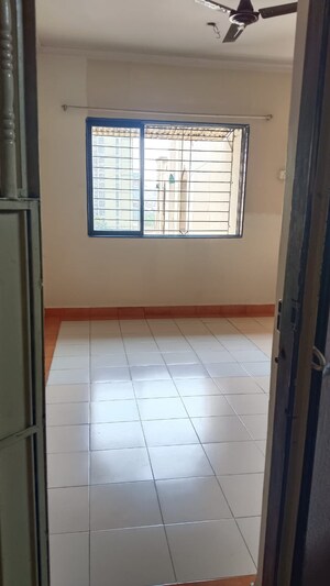 Room in 1 BHK Apartment at Lodha Crown Quality Homes, Majiwada – for Sale