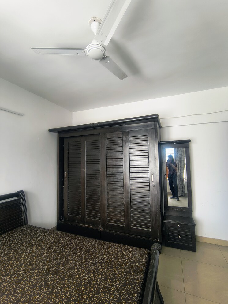 Room, amanora-victory-towers 3.5 Bedroom 1150 Sq.Ft. Apartment In Hadapsar Pune 9380248