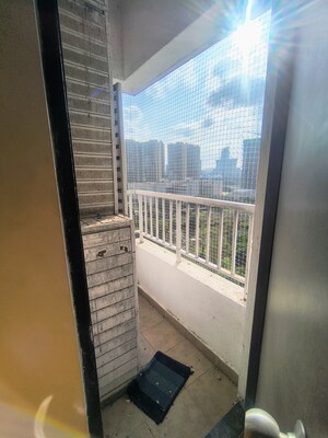 Balcony in 3.5 BHK Apartment at Amanora Victory Towers, Hadapsar – for Rent