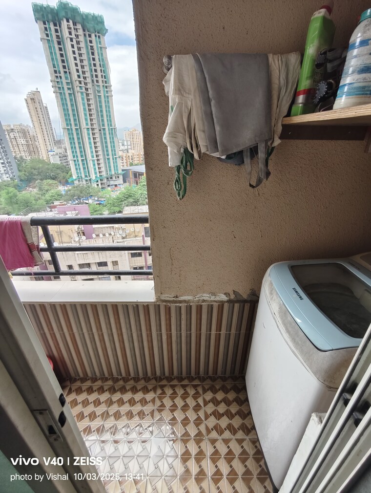 Balcony, mahavir-kalpavruksha 1 Bedroom 450 Sq.Ft. Apartment In Ghodbunder Road Thane 9380344