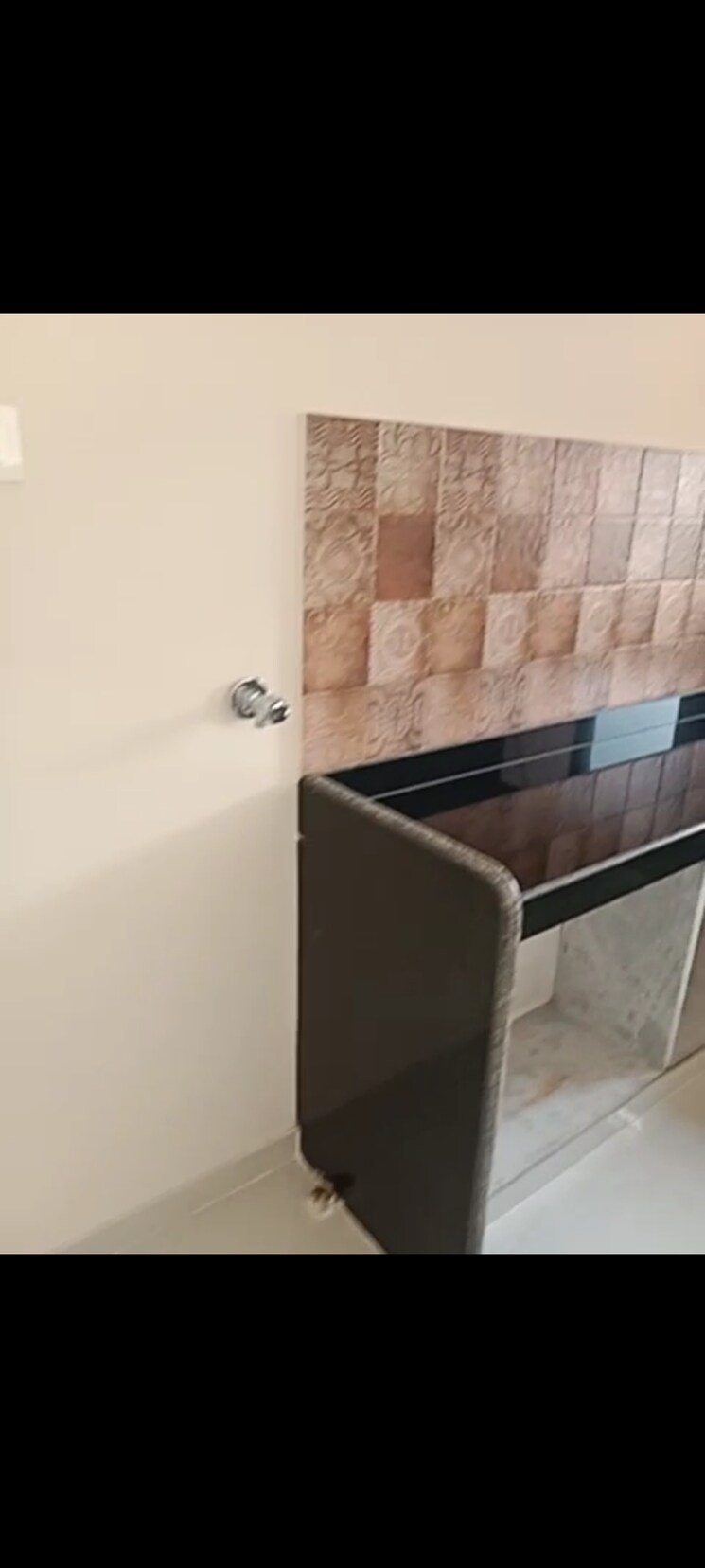 undefined, kurla east 2 Bedroom 580 Sq.Ft. Apartment In Kurla East Mumbai 9380333