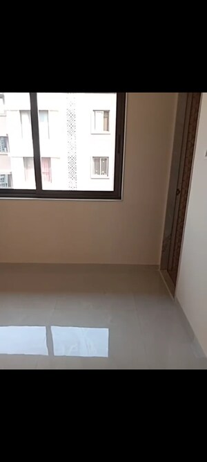 Room in 2 BHK Apartment at Kurla East – for Rent