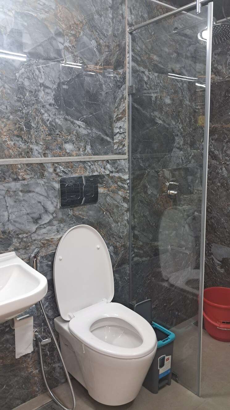 Bathroom, dosti-eastern-bay 2 Bedroom 666 Sq.Ft. Apartment In Wadala Mumbai 9380473