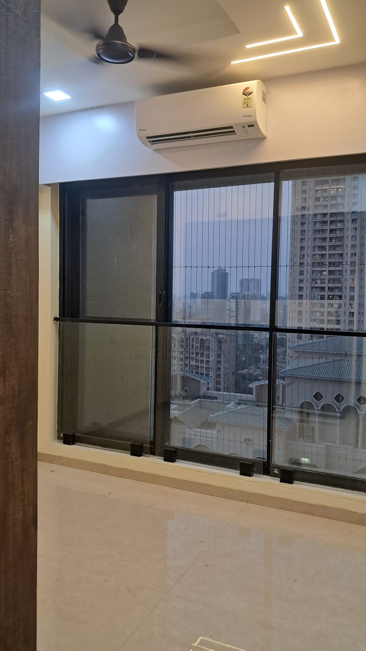 Room, dosti-eastern-bay 2 Bedroom 666 Sq.Ft. Apartment In Wadala Mumbai 9380473