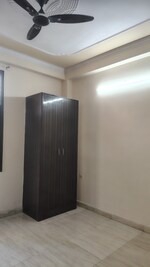 3 BHK 80 Sq.Mt. Builder Floor in Vasundhara Sector 1