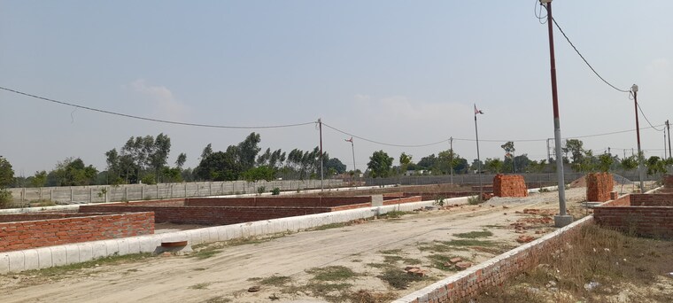 undefined, sector 4  2320 Sq.Ft. Plot In Sector 4 Panchkula 9380478