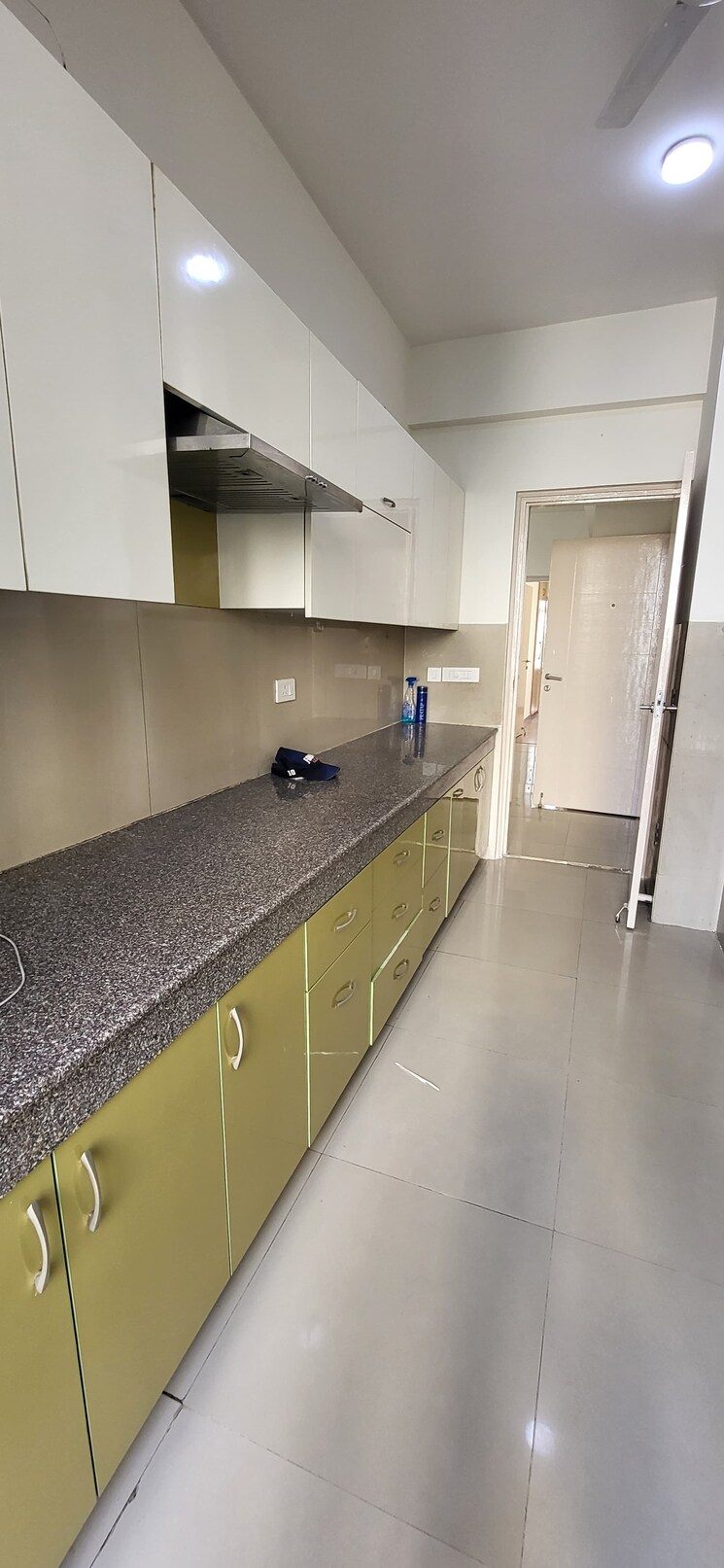 Kitchen, emaar-palm-hills 4 Bedroom 1950 Sq.Ft. Apartment In Sector 77 Gurgaon 9380546