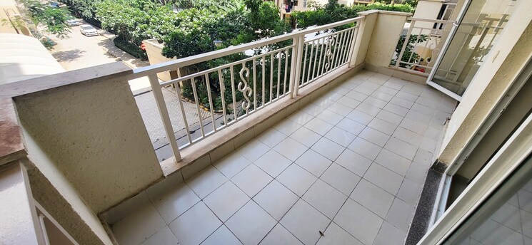 Balcony, emaar-palm-hills 4 Bedroom 1950 Sq.Ft. Apartment In Sector 77 Gurgaon 9380546