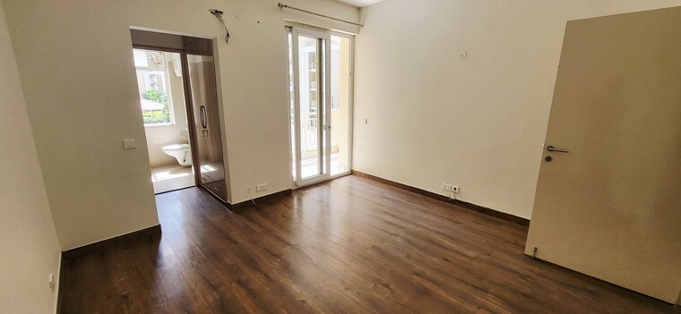 Room, emaar-palm-hills 4 Bedroom 1950 Sq.Ft. Apartment In Sector 77 Gurgaon 9380546