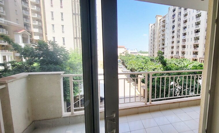 Balcony, emaar-palm-hills 4 Bedroom 1950 Sq.Ft. Apartment In Sector 77 Gurgaon 9380546