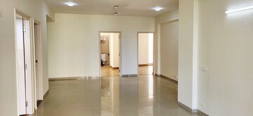 Room in 4 BHK Apartment at Emaar Palm Hills, Sector 77 – for Rent