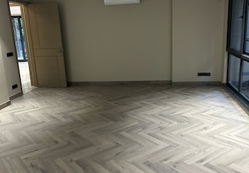 Room in 3 BHK Villa at Sector 30 – for Sale