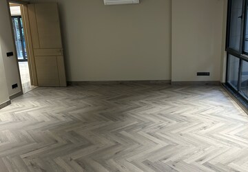 Room in 3 BHK Villa at Sector 30 – for Sale