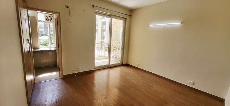 Room, emaar-palm-hills 4 Bedroom 1950 Sq.Ft. Apartment In Sector 77 Gurgaon 9380546