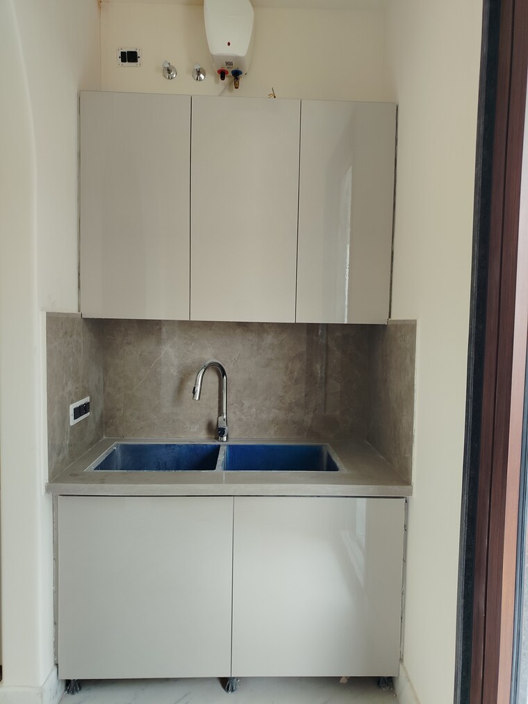 undefined, smart-world-orchard 3 Bedroom 1630 Sq.Ft. Apartment In Sector 61 Gurgaon 9380550