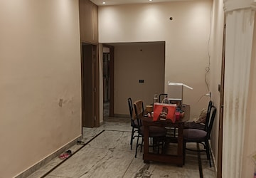 Parking in 3 BHK Independent House at Sector 31 – for Rent