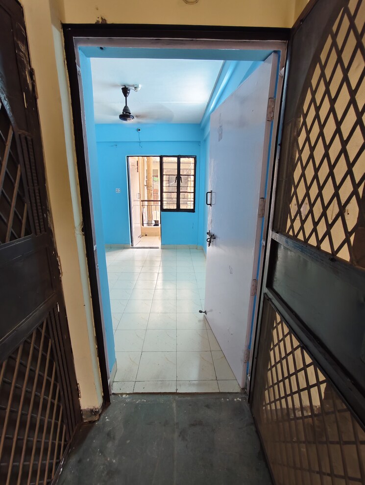 undefined, sector 23 dwarka 1 Bedroom 400 Sq.Ft. Apartment In Sector 23 Dwarka Delhi 9380695