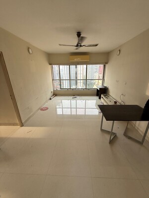 Living Room in 4 BHK Apartment at Darshan Rico, Lower Parel – for Rent