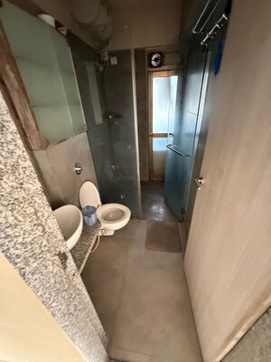 Bathroom in 4 BHK Apartment at Darshan Rico, Lower Parel – for Rent