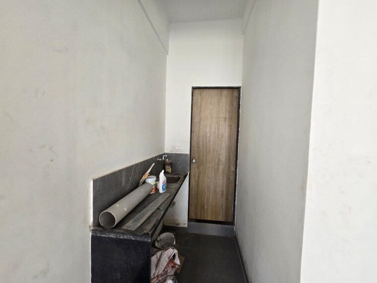 undefined, akota Commercial Office Space 1100 Sq.Ft. In Akota Vadodara 9380769