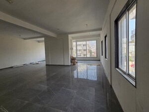 Room in  Office Space at Akota – for Rent